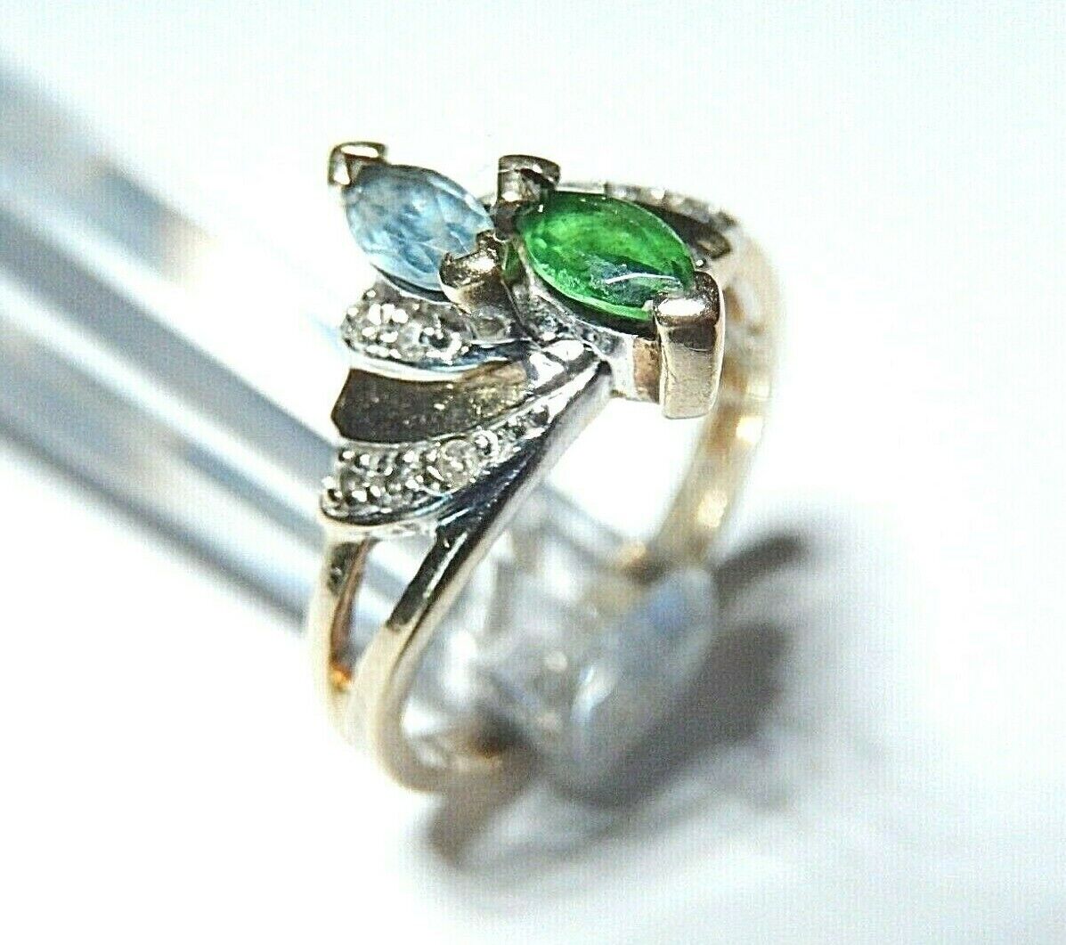 *VINTAGE* 10k Yellow Gold Marquise Blue Topaz & Emerald Ring With Diamonds 6.25