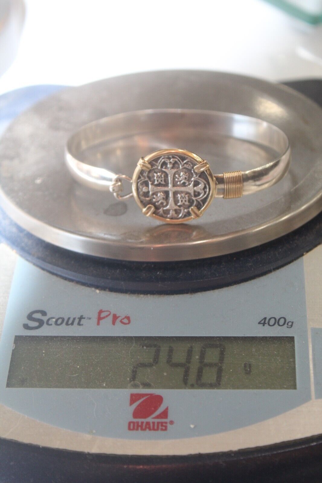 *VINTAGE* 14K Gold & Sterling Silver Cross Medallion 8mm Bangle Bracelet
