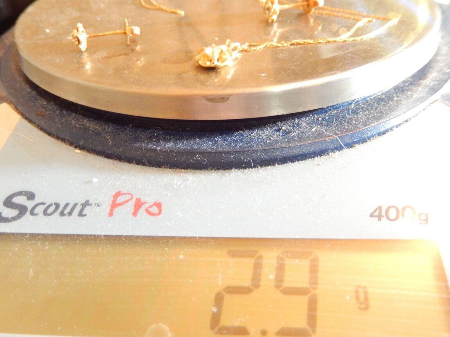*VINTAGE* 14K Yellow Gold Matching Diamond Stud Earrings & Diamond Pendant 22"