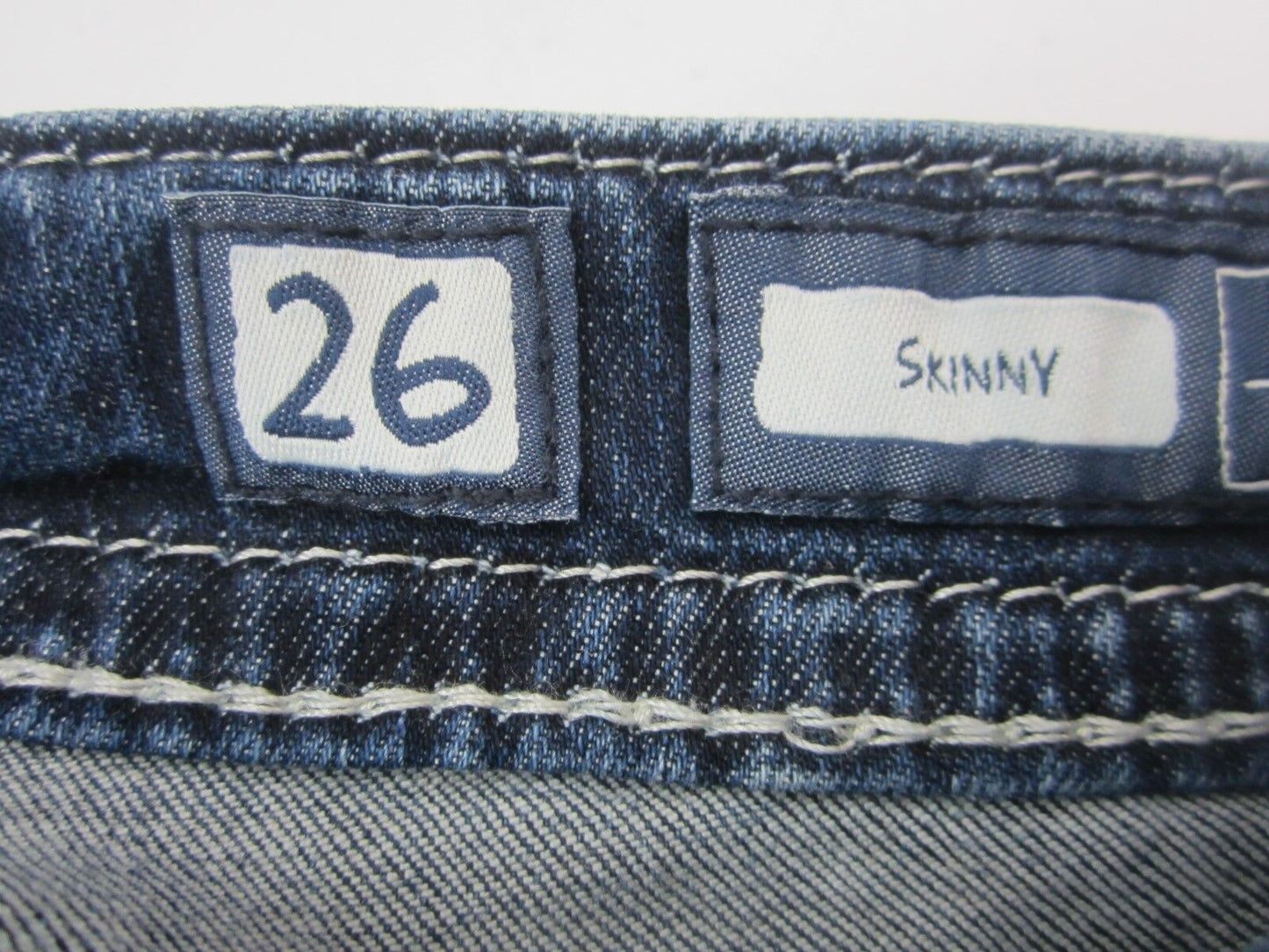 NWT MISS ME Skinny Embellished Low Rise Medium Blue Jeans 26 x 30 NEW #M311OS