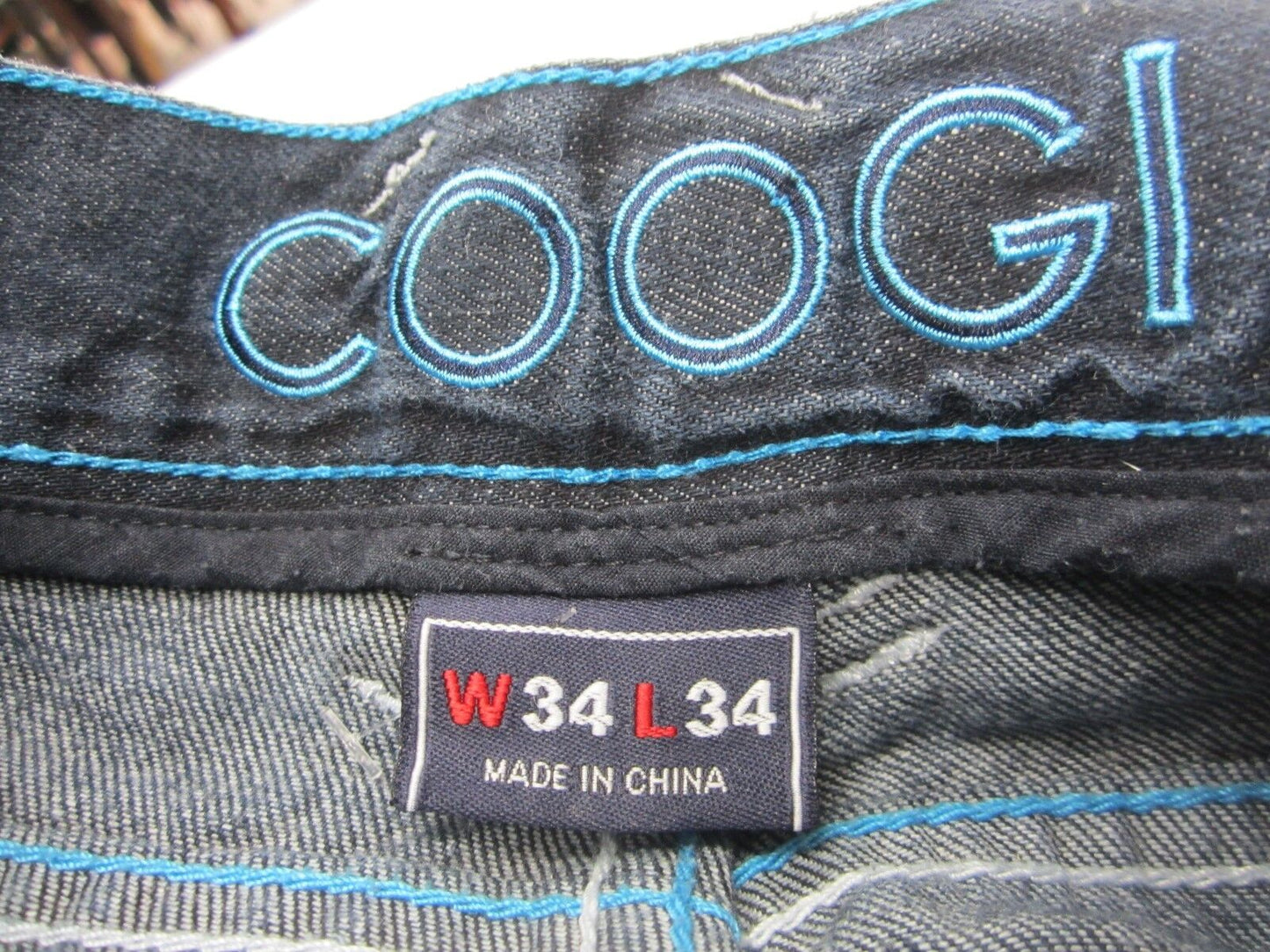 RARE MINT Men's COOGI Embroidered Dragon Jeans Austrailian Dark Wash 34x34