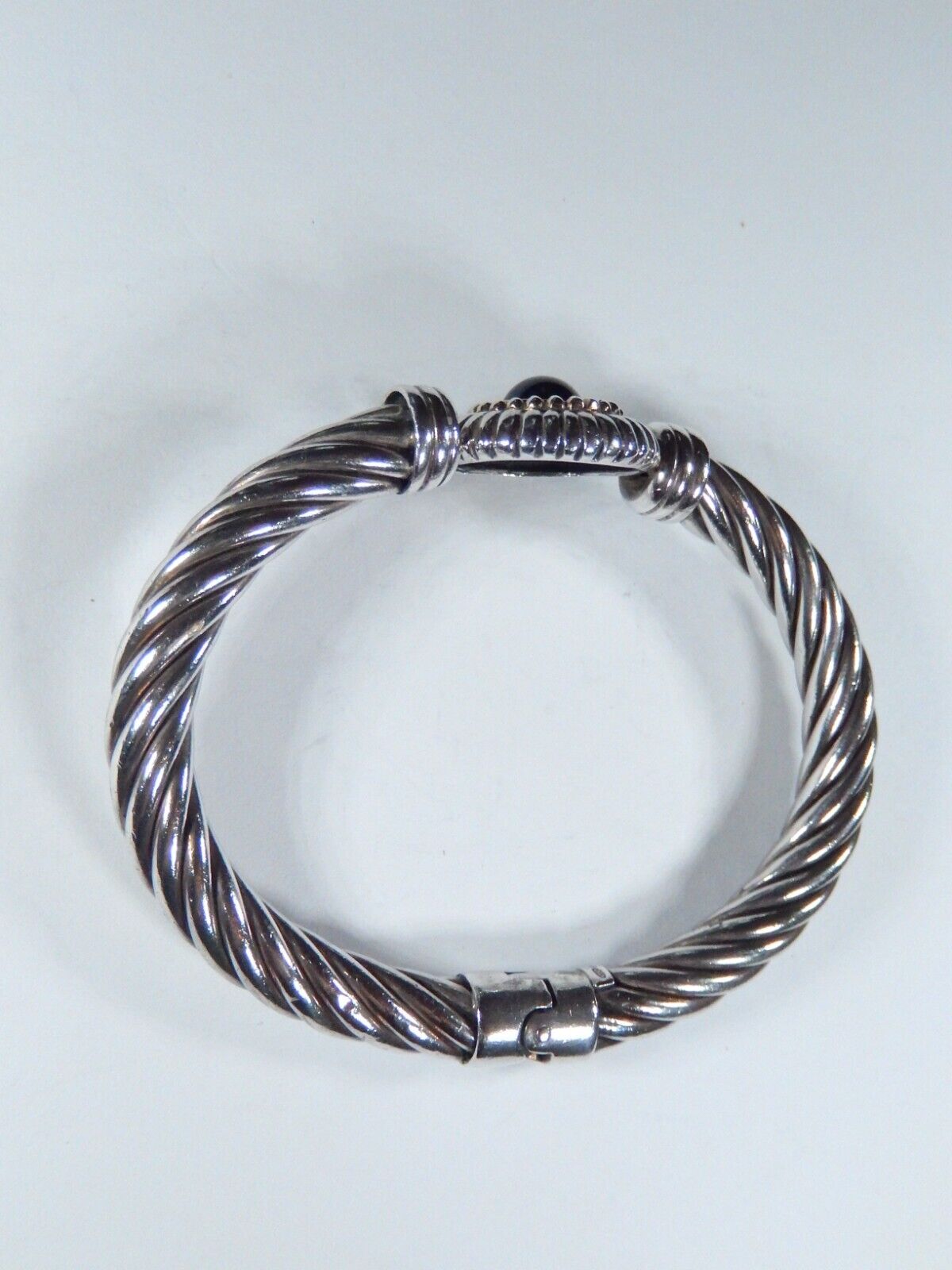 *VINTAGE*  7.5 mm Sterling Silver Hinged Black Onyx- Twisted Cable Cuff Bracelet