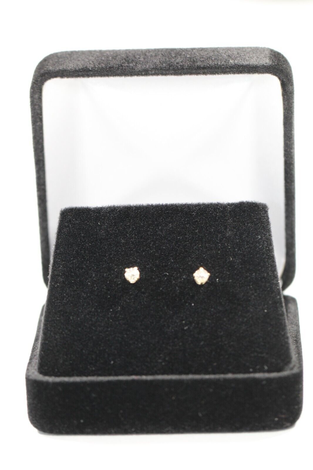 *New!! Solid 14K Yellow Gold .26 CT TW Natural Diamond I-2 / I-J Stud Earrings