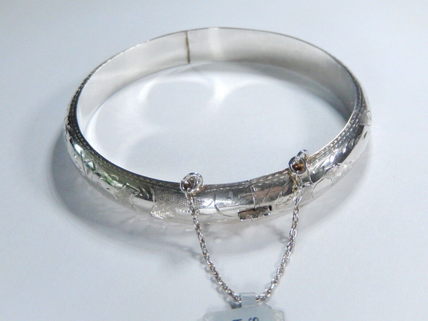 Sterling Silver 925 Etched Hinged Bangle Bracelet 7 Inch