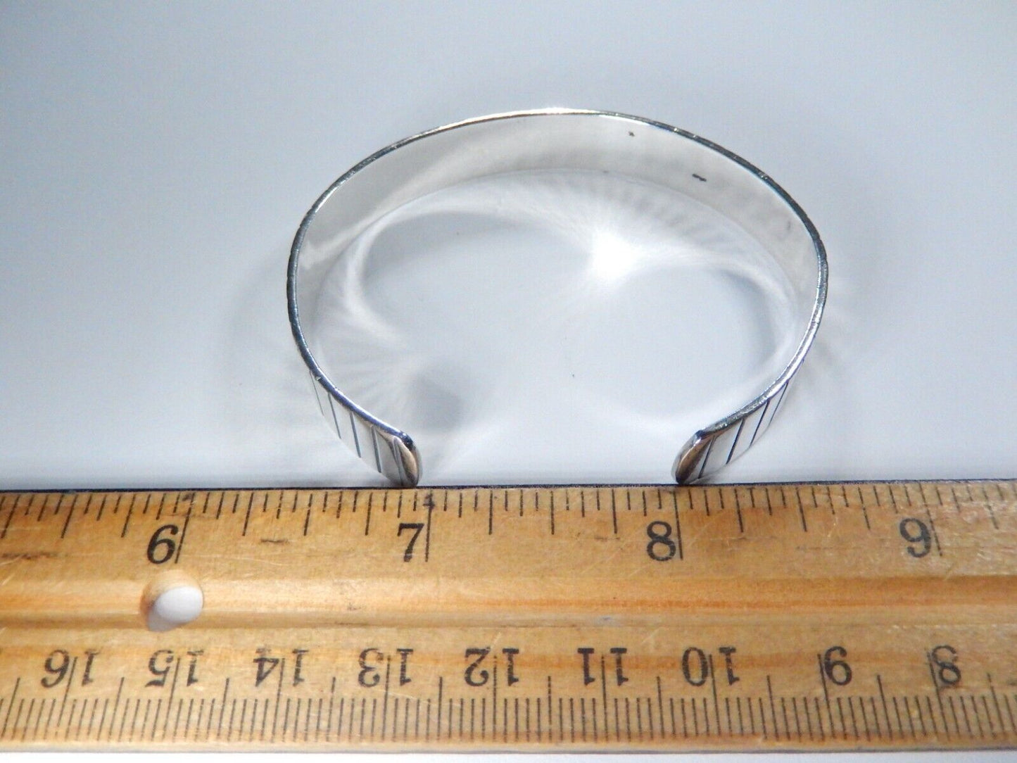 VINTAGE -  Mexico Sterling Silver 9.5mm Cuff Bracelet 20.1 Grams Size 7 Inch