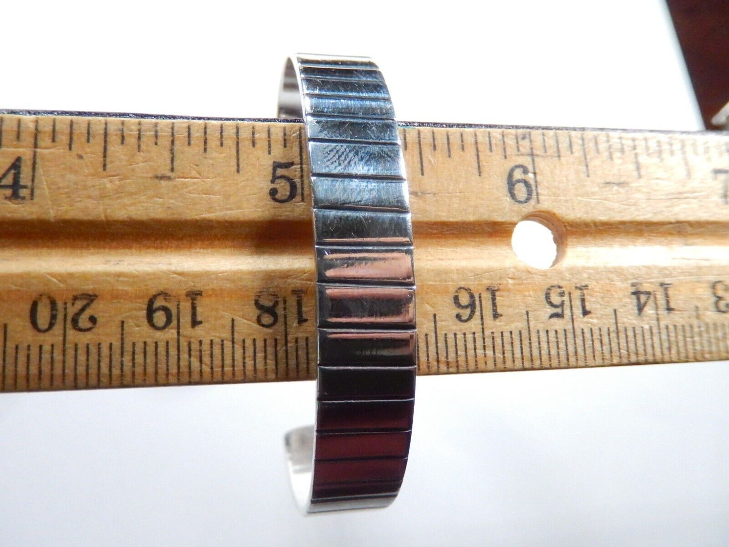 VINTAGE -  Mexico Sterling Silver 9.5mm Cuff Bracelet 20.1 Grams Size 7 Inch