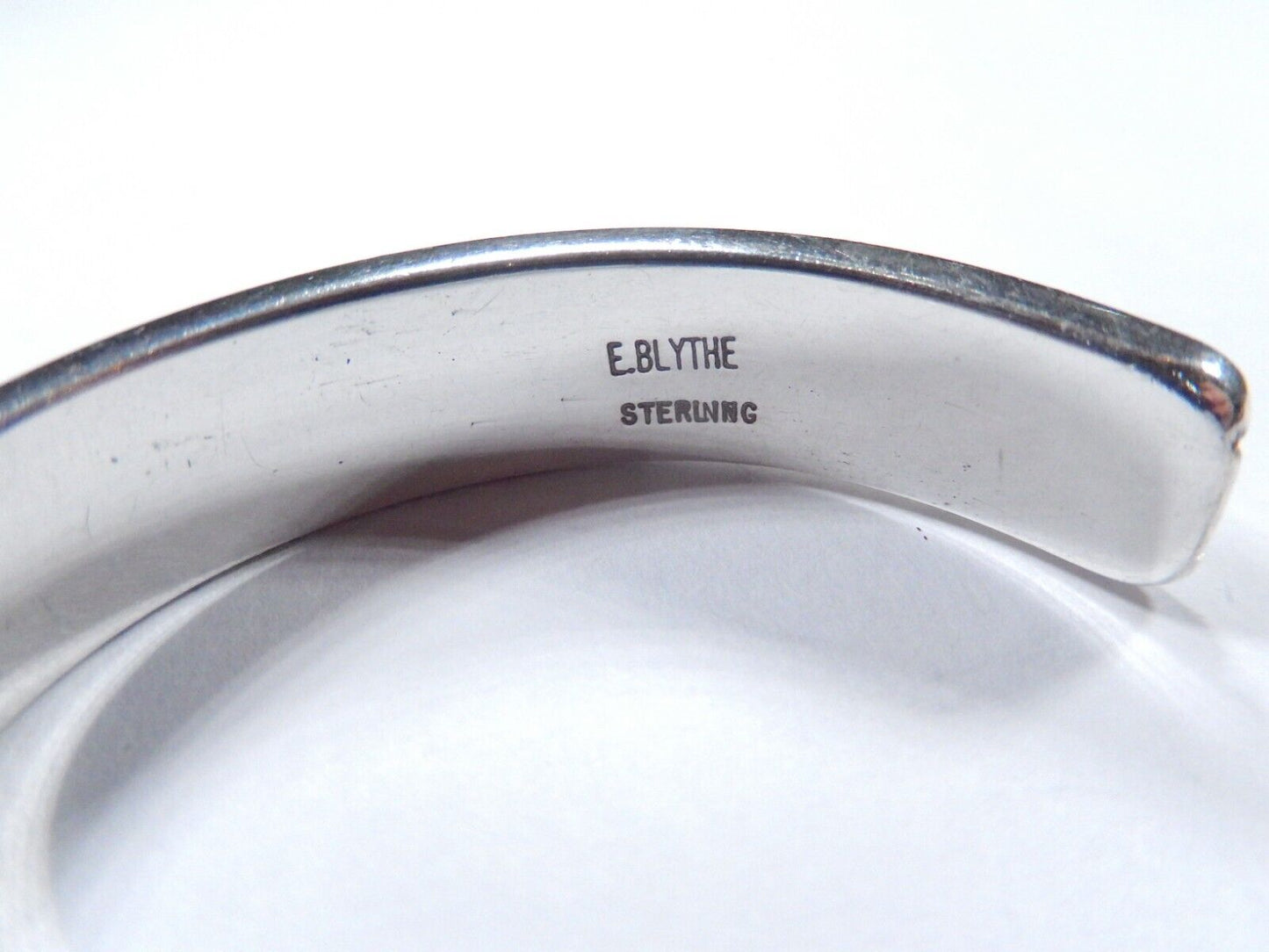 DESIGNER -Elizabeth Blythe Signed Thick Sterling Silver Cuff Bracelet 31.5 grams