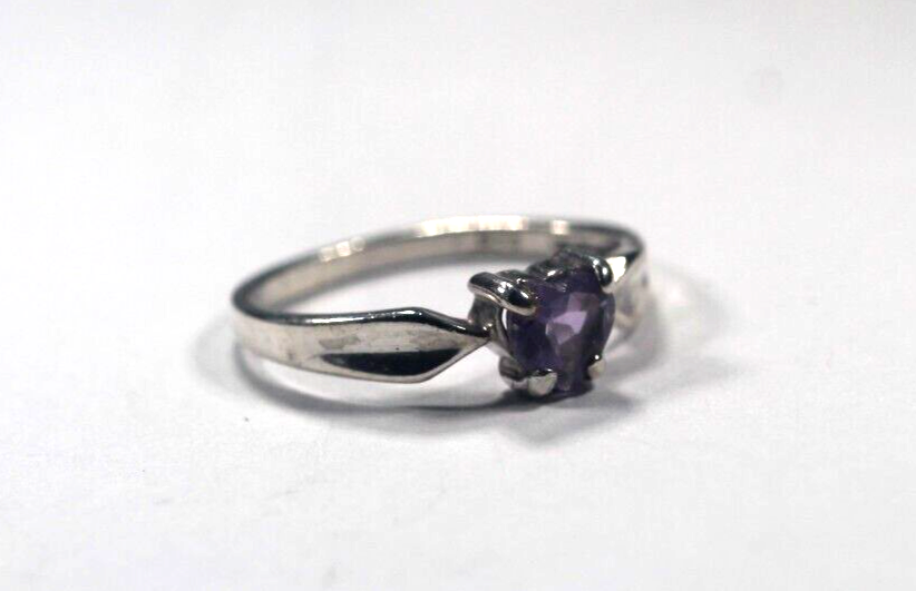 Vintage Sterling Silver Heart Amethyst Gem Ring 925 Size 6.5