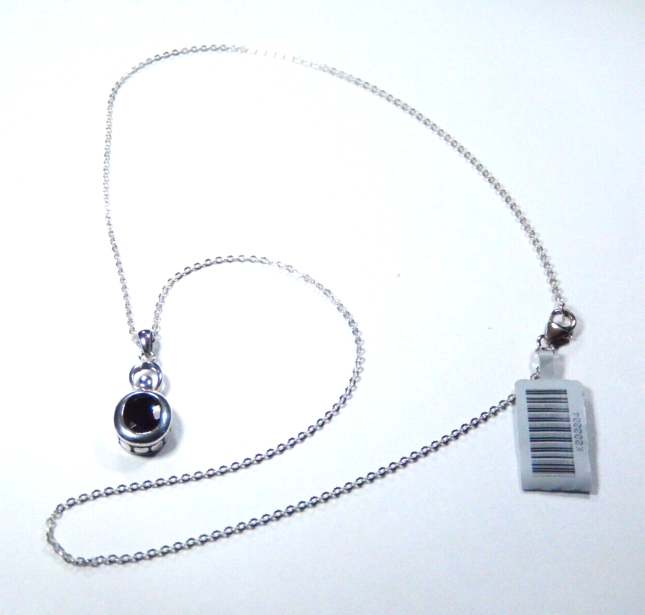 Beautiful Vintage Sterling Silver Solitaire Garnet Pendant w/18" Chain
