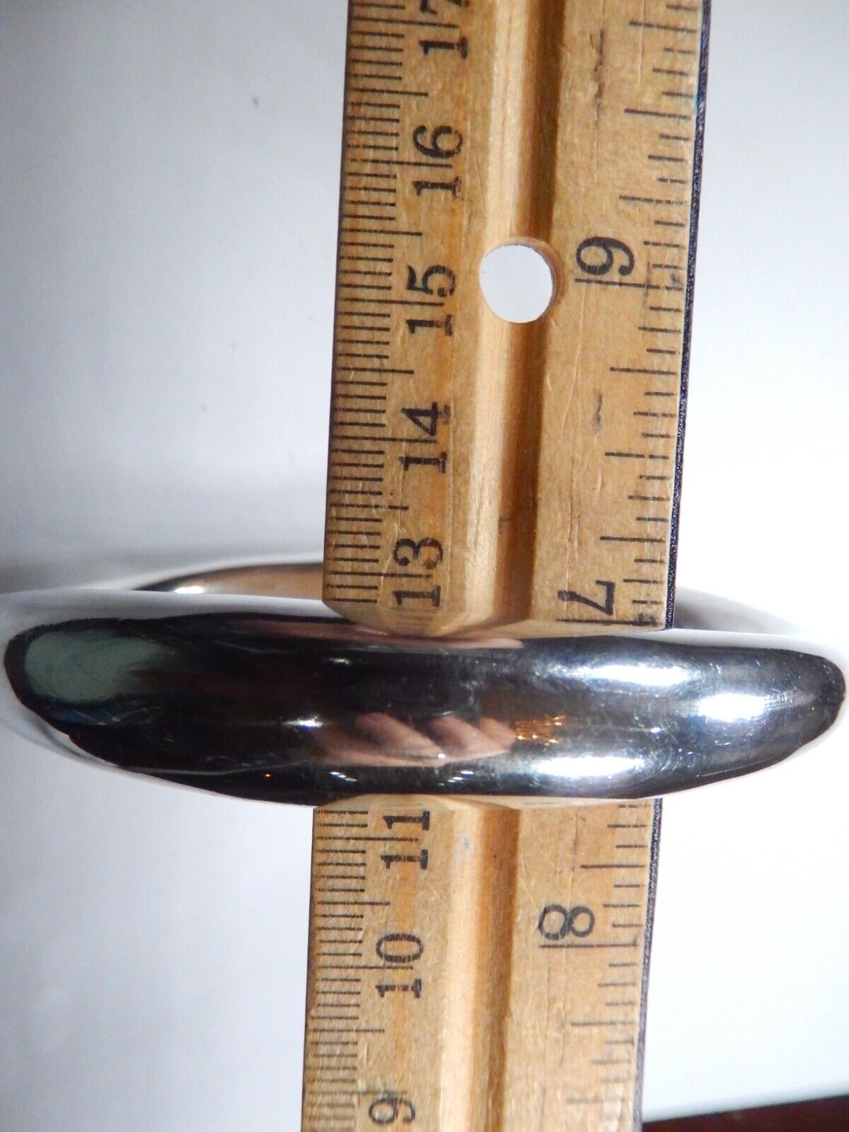 VINTAGE - Modernist Thick Oval Sterling Silver Smooth Bangle Bracelet