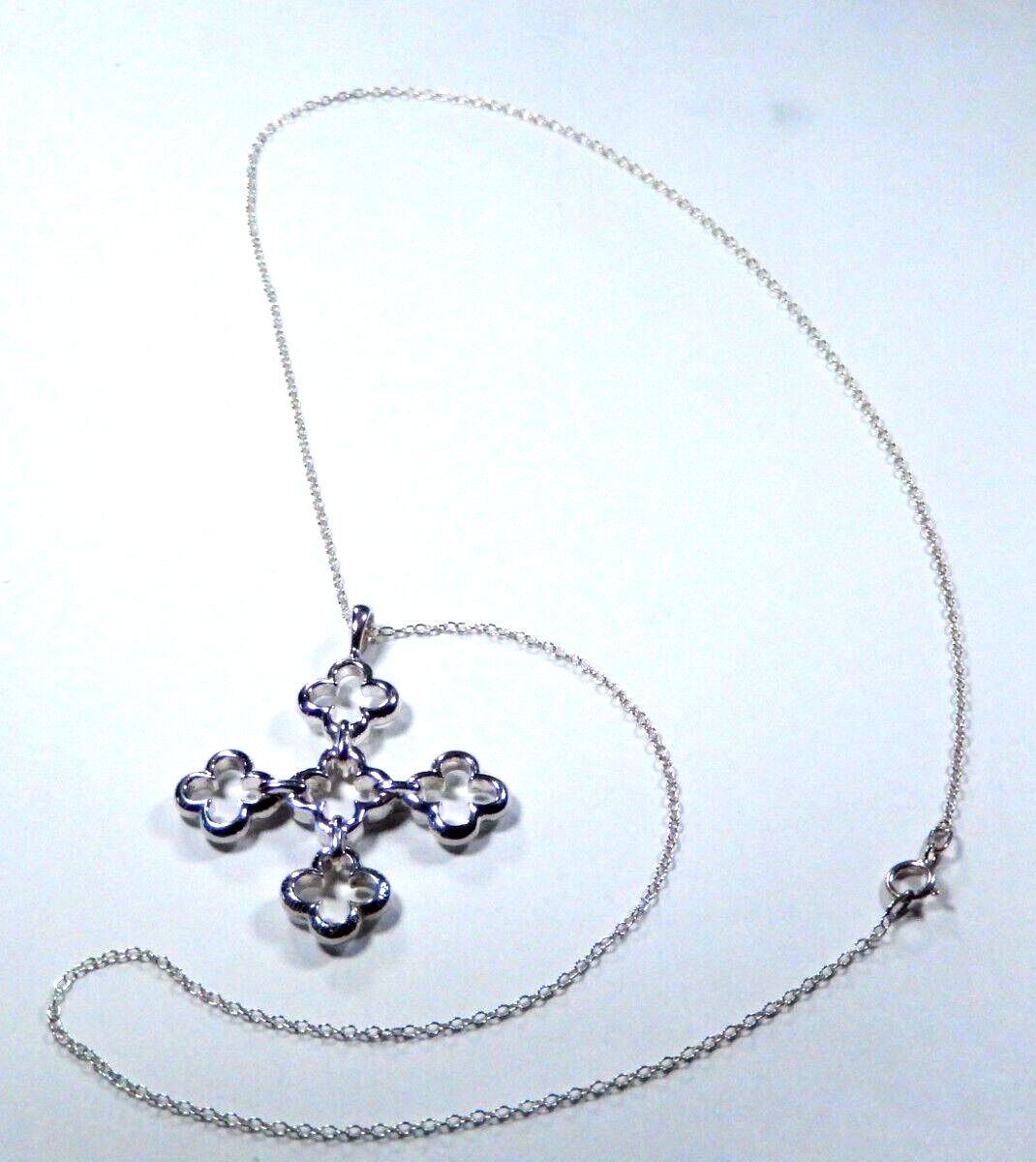 HEIDI KLUM DIAMOND ACCENT CLOVER SILVER 925 CROSS PENDANT  1.5'' NECKLACE 18''