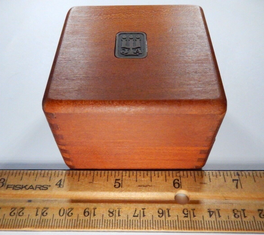 James Avery Wooden Ring Box - 2.5x2.5x2" - Rare!