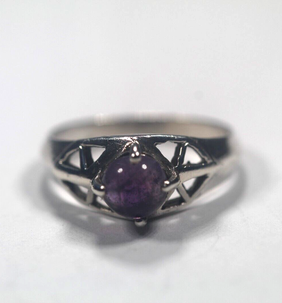 Sterling Silver Vintage Real Cabochon Amethyst Ring Size 6