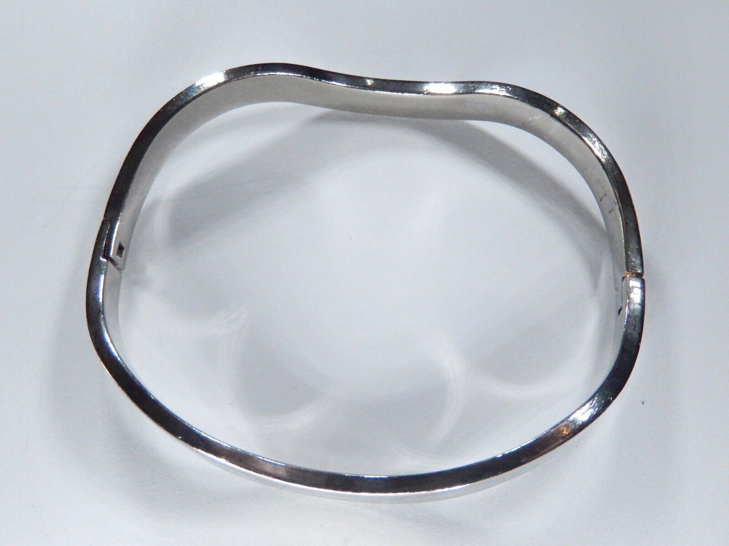 *VINTAGE* 925 Sterling Silver Wave Hinged Bangle Bracelet 6.25mm Wide -19.9 gram