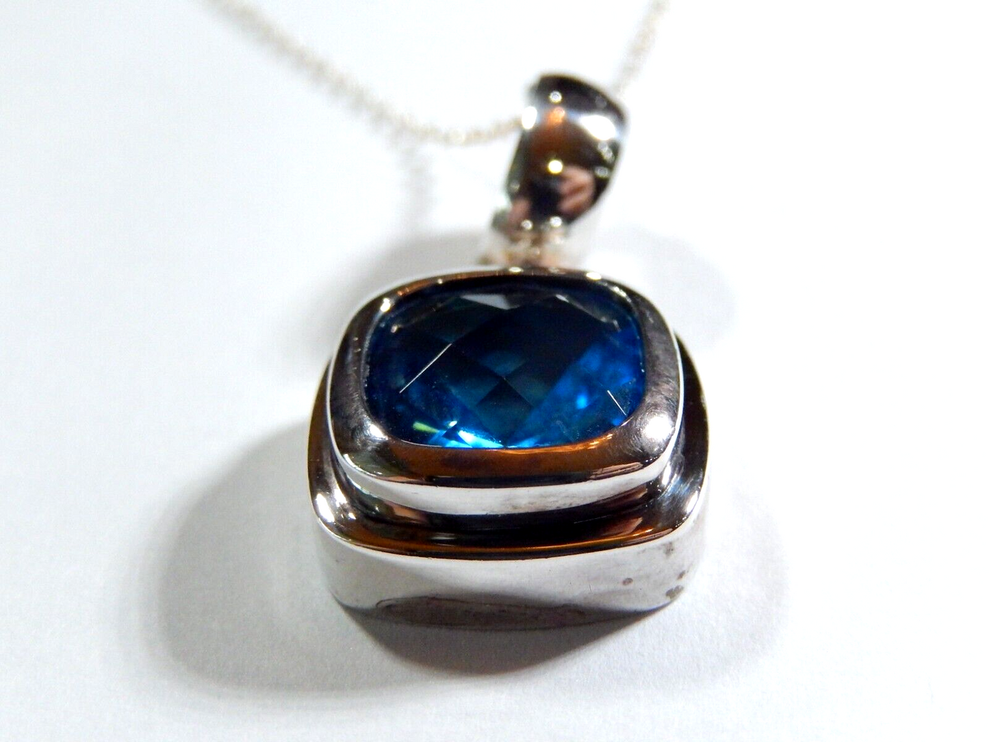 Sterling Silver 60 CT Cushion Shaped Blue Topaz Pearl Enhancer Pendant w18chn