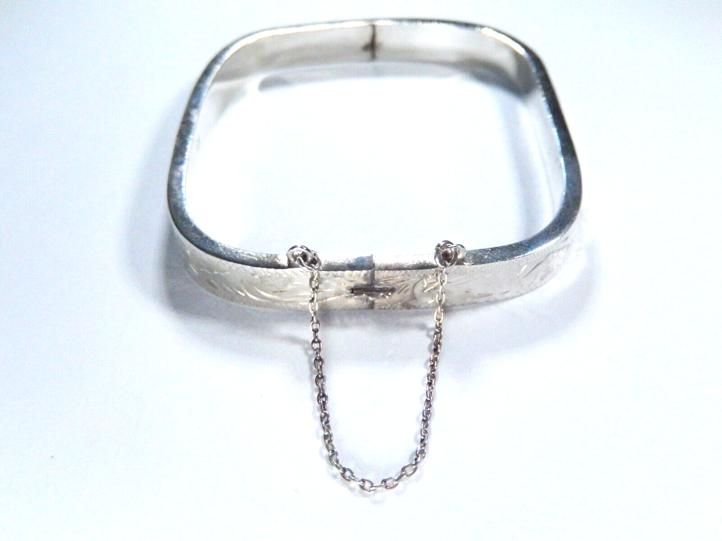 Vintage Sterling Silver Square 7mm Hinged Cuff Bangle Bracelet Etched 7 Inch