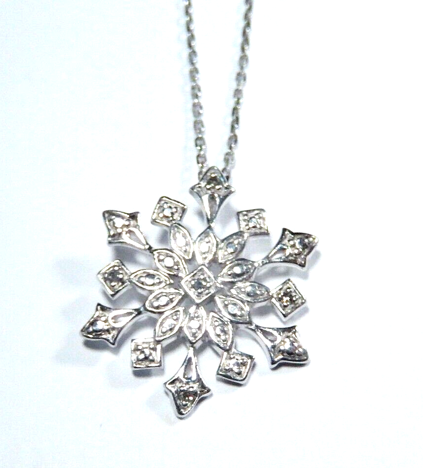5 Diamond Snowflake Pendant Necklace in 925 Sterling Silver 18 inch Chain