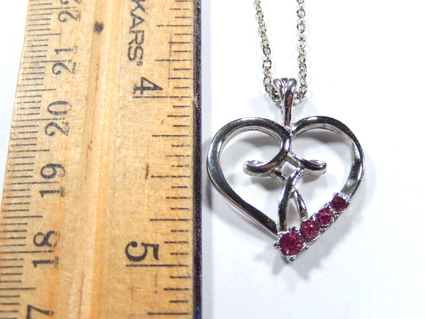 SILVERTONE 18" CHAIN NECKLACE With CAMCO SIGNED HEART Pendant Pink Gemstone.