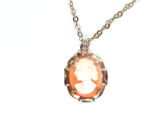 *VINTAGE*  24K HGE Carved Shell Cameo  Pendant & 18" Chain