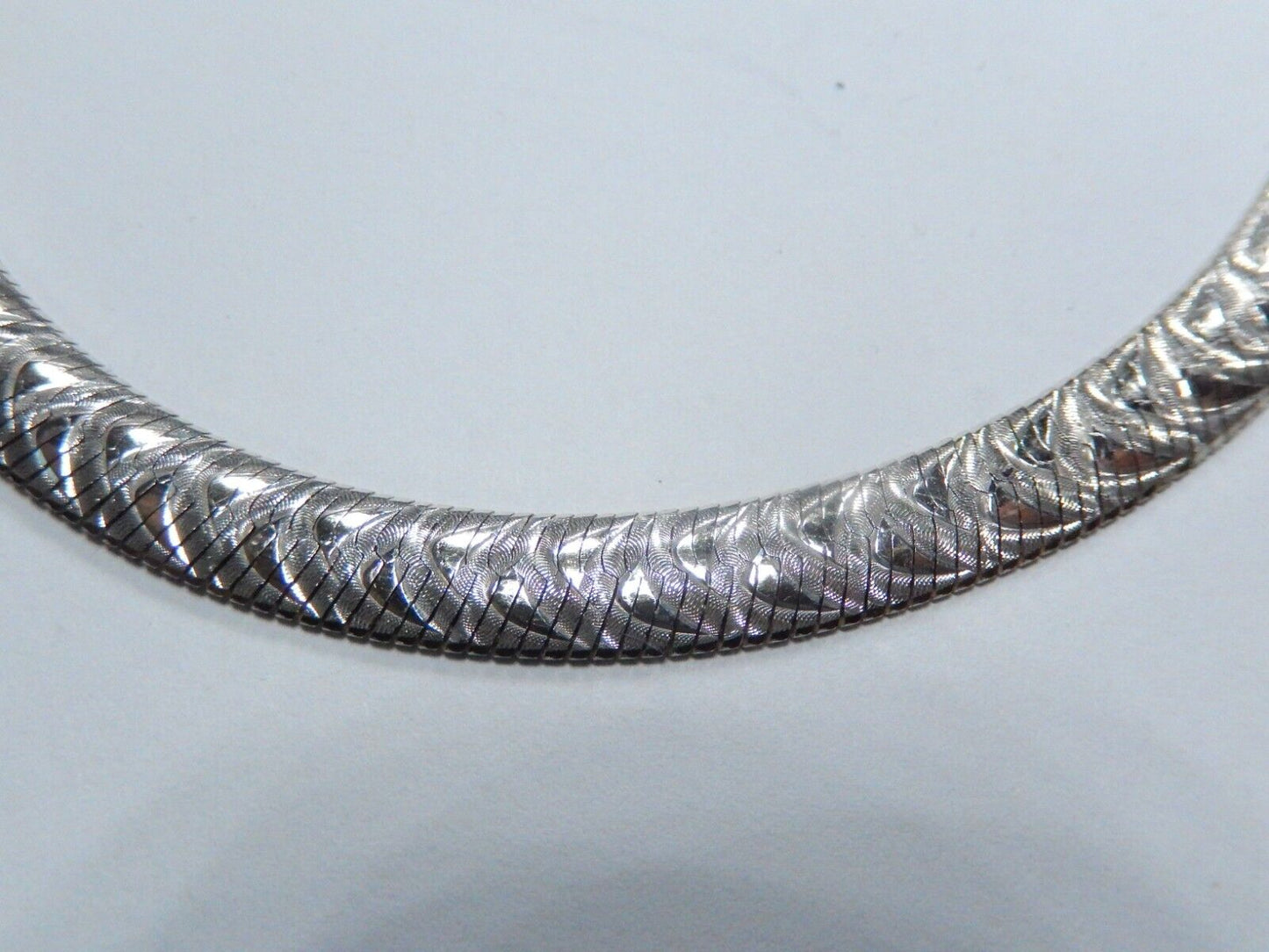 Vintage 925 Sterling Silver 6.5mm Curved Herringbone Fancy Bracelet Italy  7.5"