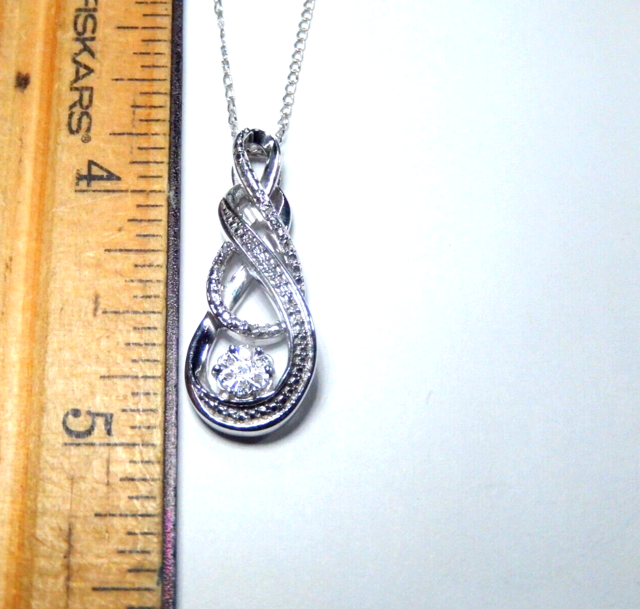 *VINTAGE* Sterling Silver  Diamond Double Infinity Pendant w/ 18" Sterling Chain