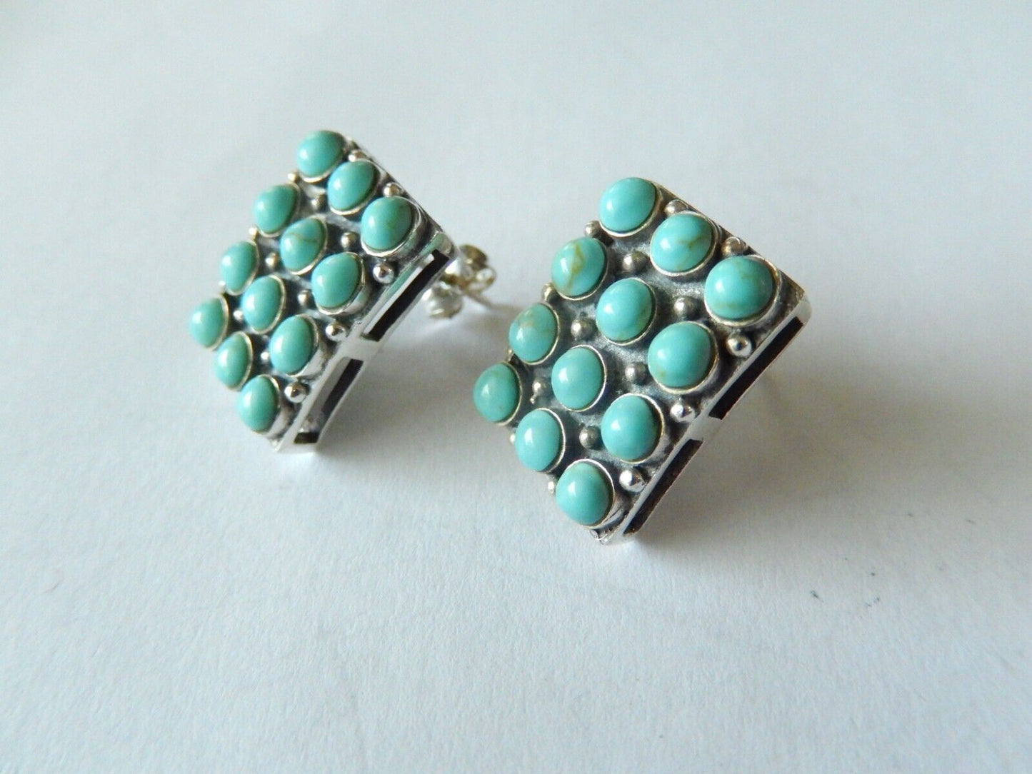 *VINTAGE*   Southwest Sterling Silver 925 Zuni Style Turquoise Post Earrings