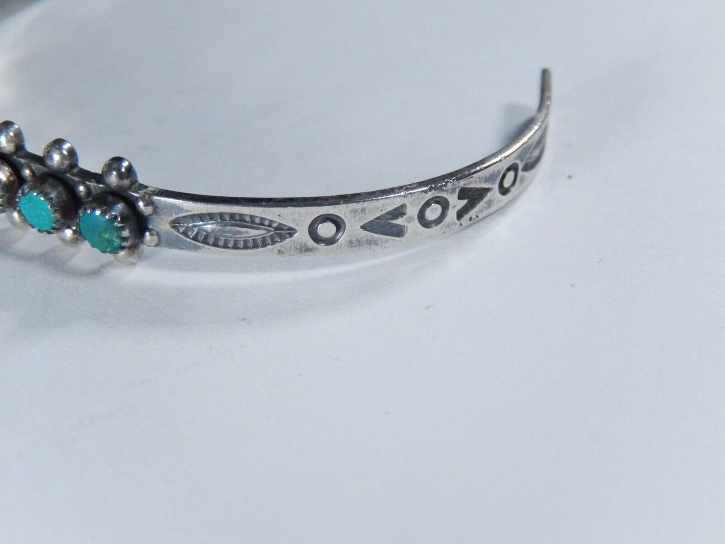 VINTAGE Child's Navajo .925 Sterling Silver Turquoise Cuff Bracelet Petit Point