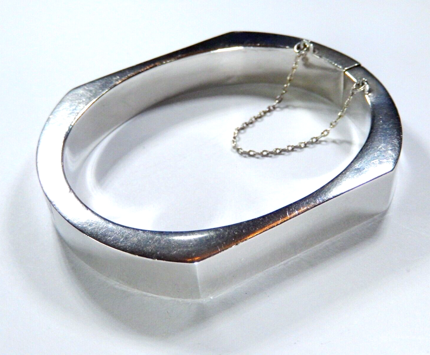 Modernist Designer Artisan 7" Sterling Silver Hinged Bangle Bracelet
