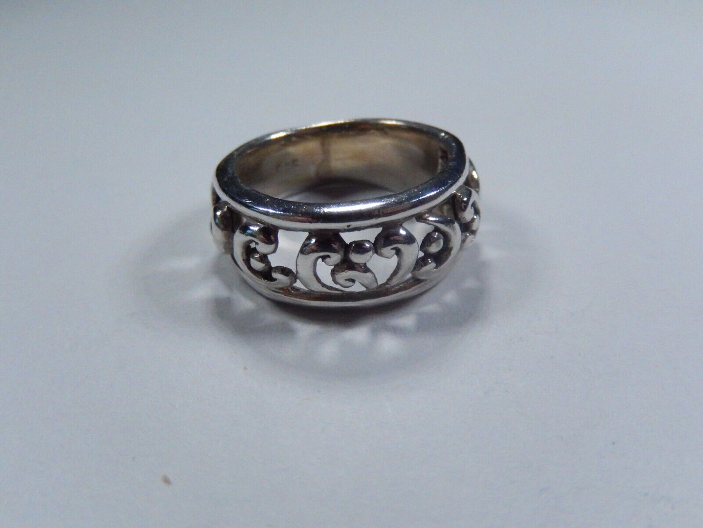 VINTAGE 925 STERLING SILVER 8.5mm FILIGREE SCROLL RING SIZE 5.5