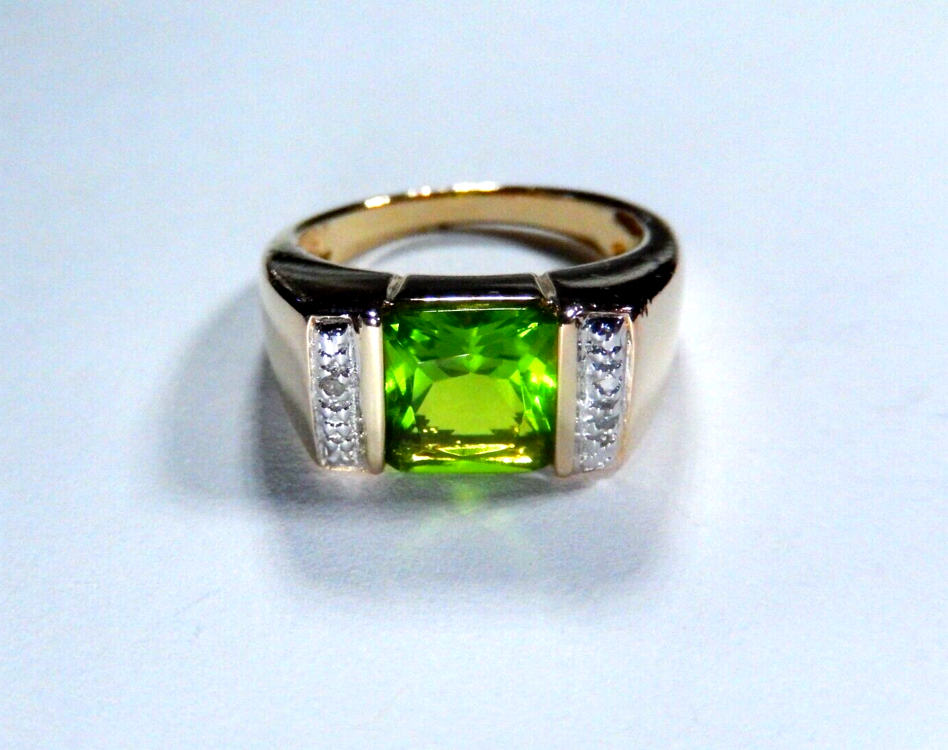 ROSS SIMONS GREEN PERIDOT GOLD VERMEIL DIAMOND STERLING SILVER RING Sz 7