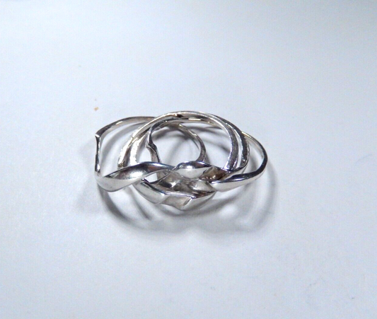 Sterling Silver Four Band Puzzle Ring 4.6 grams - size 7.5