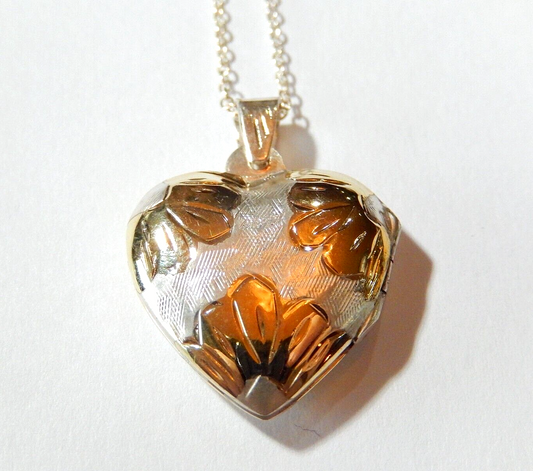 VINTAGE Sterling Silver Two Tone Heart Locket Etched Design w18 Ster Chain