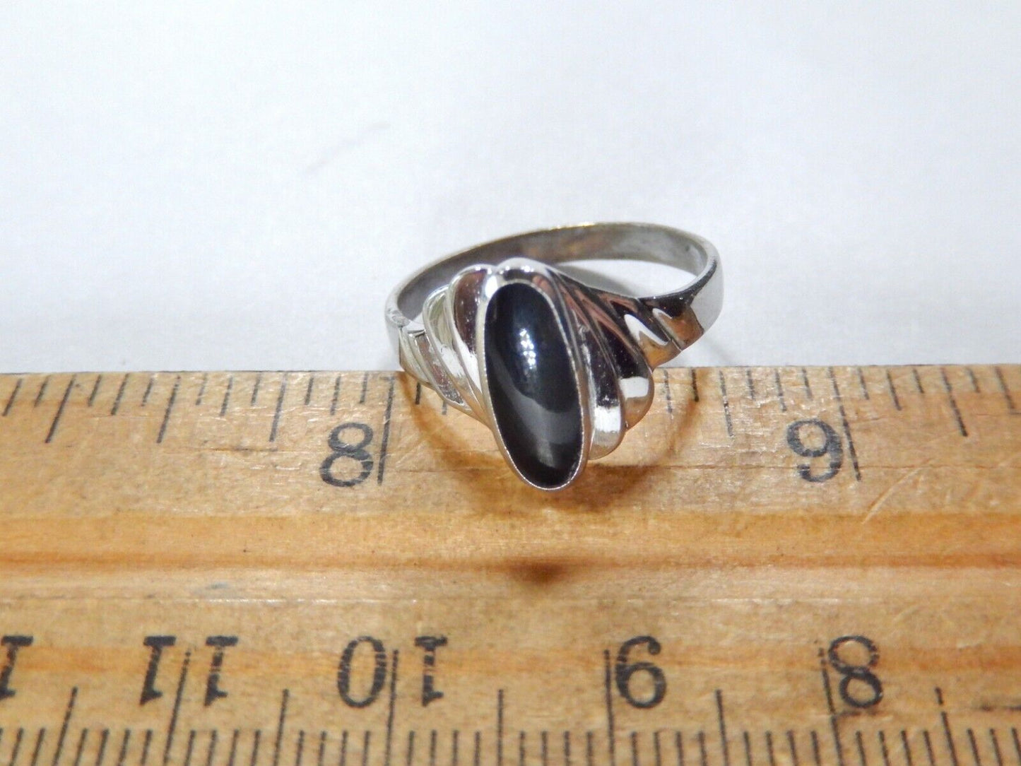 *VINTAGE*  Modernist Long Oval Black Onyx Sterling Silver Ring Size 8