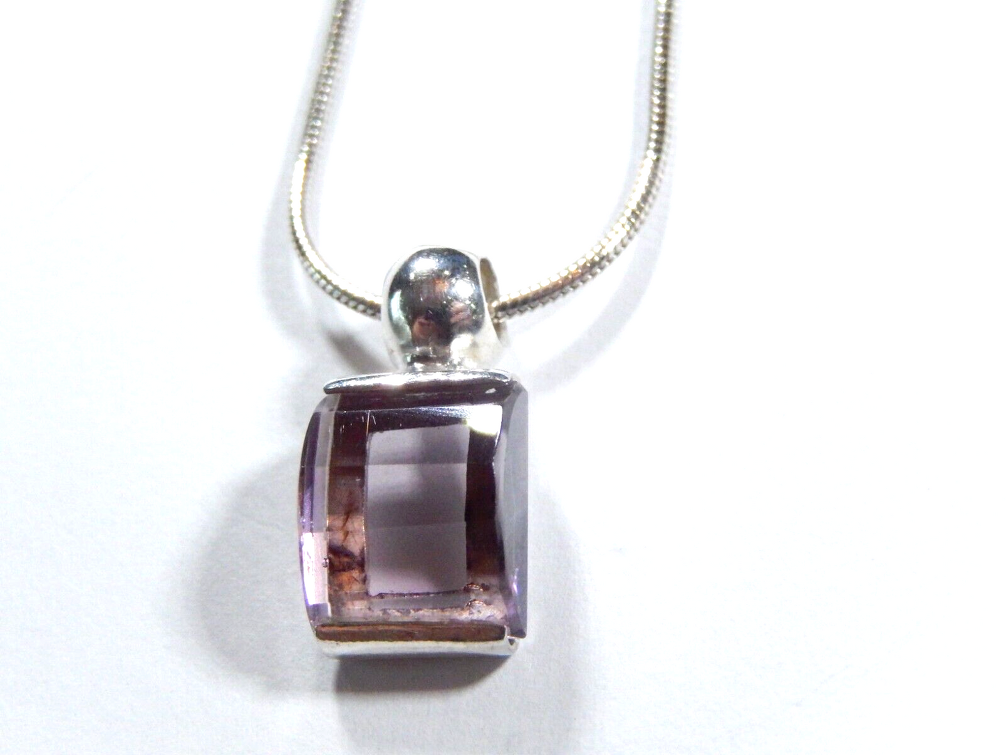 *VINTAGE* Sterling 10mm x 8.5mm Fancy Cut Purple Amethyst Pendant w/16" Chain