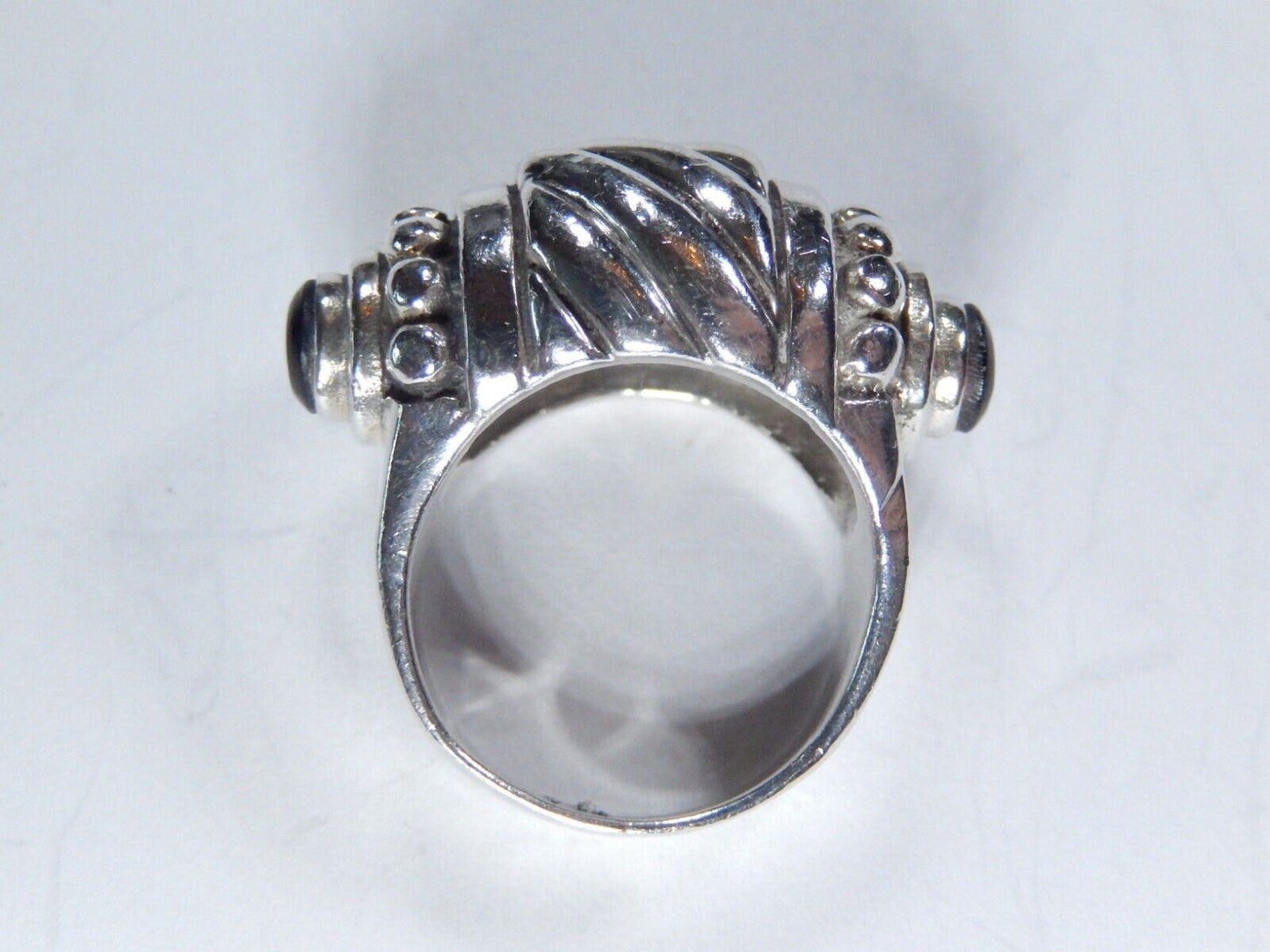 VINTAGE LARGE HEAVY BLACK ONYX STERLING SILVER 925 RIBBED RETRO RING Size 7