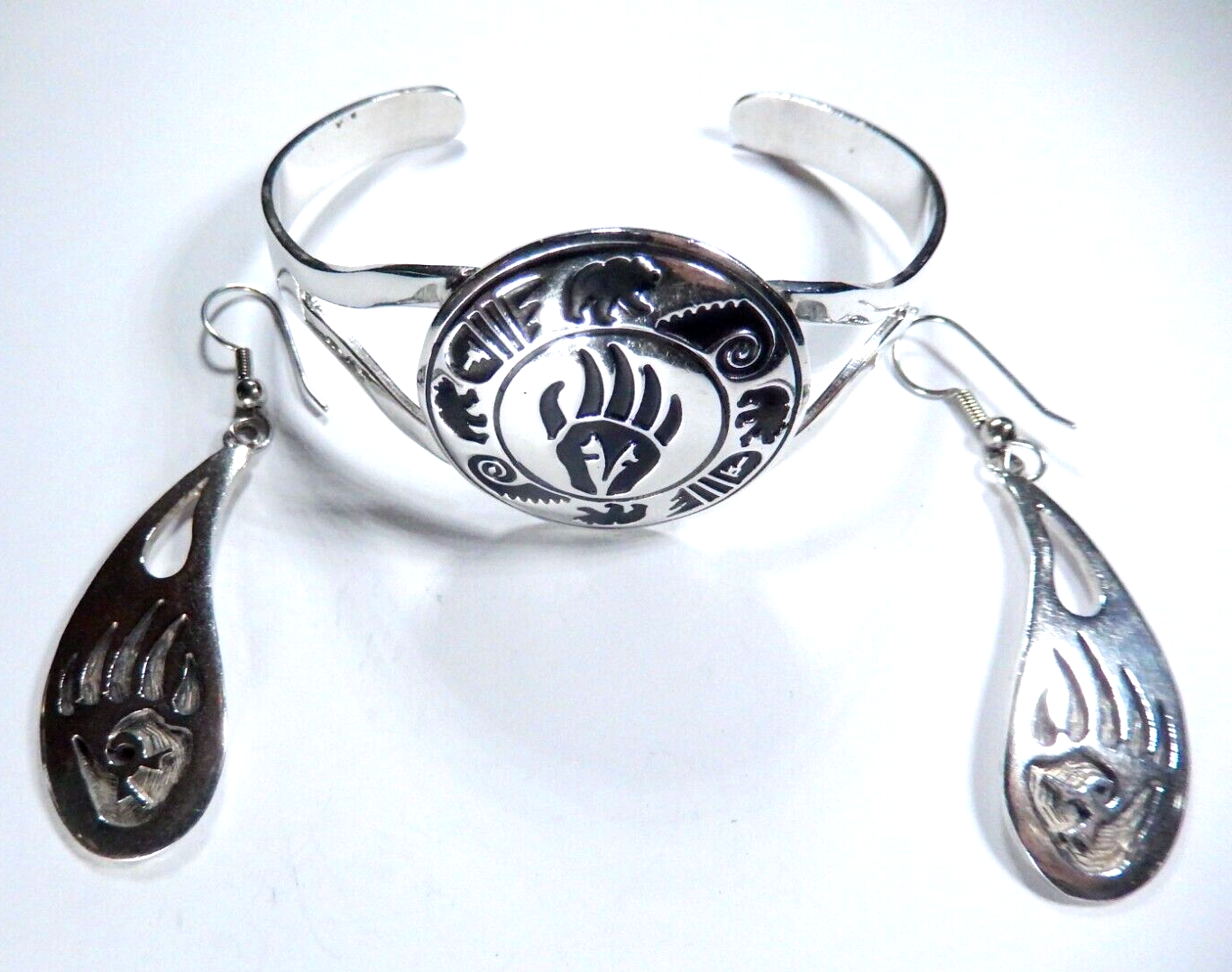 *VINTAGE* Sterling .925 Bear Claw Design Native American Earrings & Bracelet Set