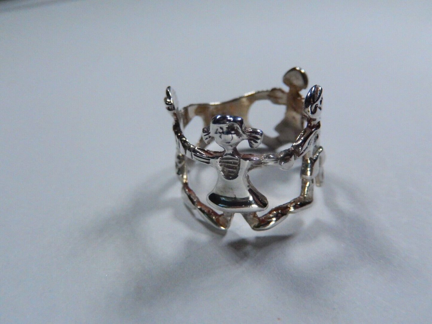Vintage Sterling Silver Open Band Ring Children Playing sz 5.5