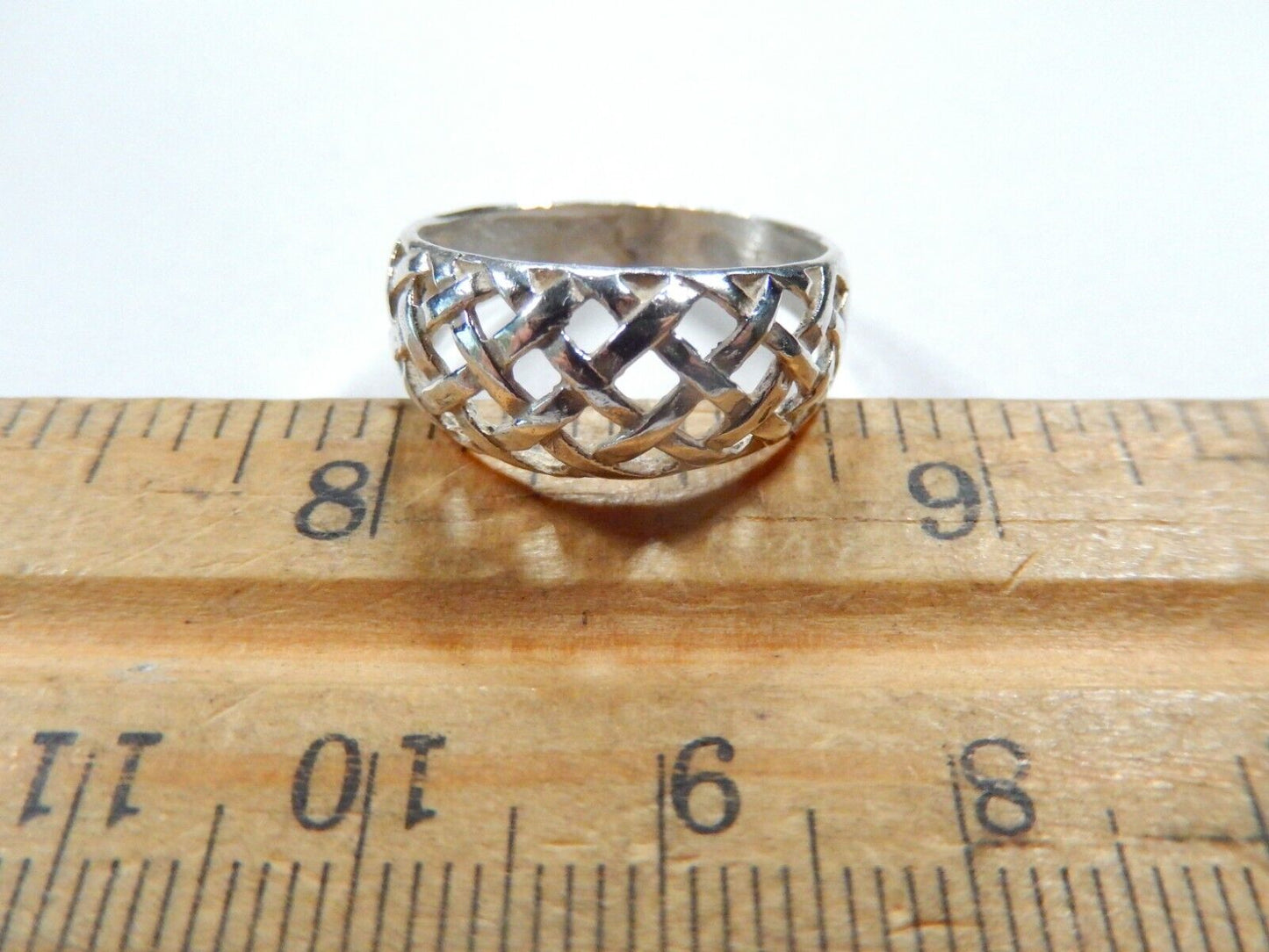 VINTAGE STERLING SILVER BASKET WEAVE PATTERN DOME RING SIZE 7.75