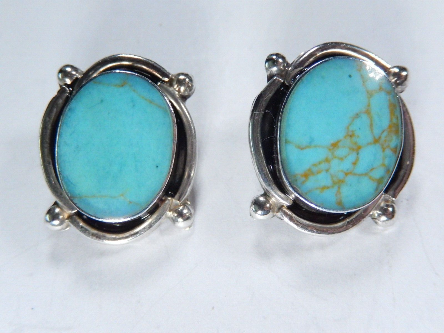 *VINTAGE* TAXCO Sterling Silver Turquoise Clip On Earrings 1" x 3/4" - 16.9 gms
