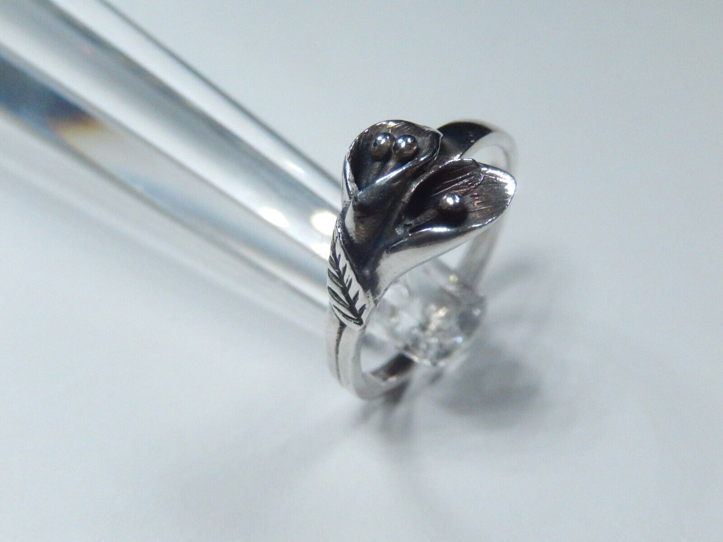 *VINTAGE* STERLING SILVER TULIP FLOWER RING SIZE 7.5