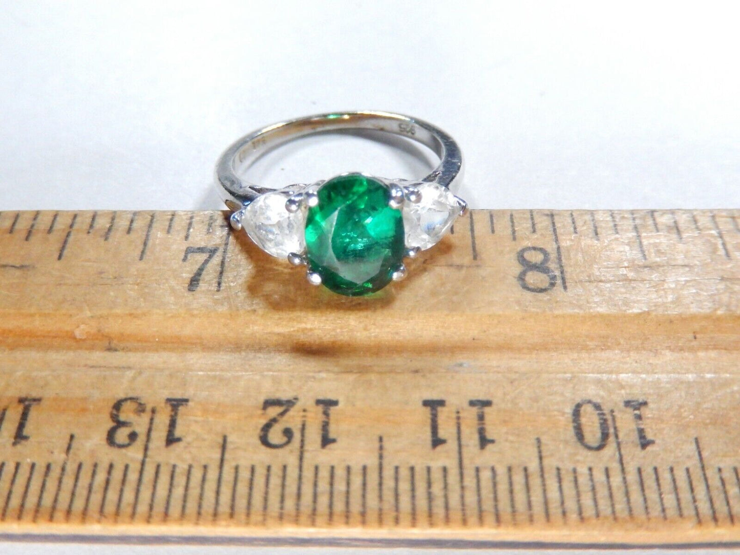 *VINTAGE*  Sterling Silver Three Stone Cubic Zirconia And Lab Emerald Ring Sz 7
