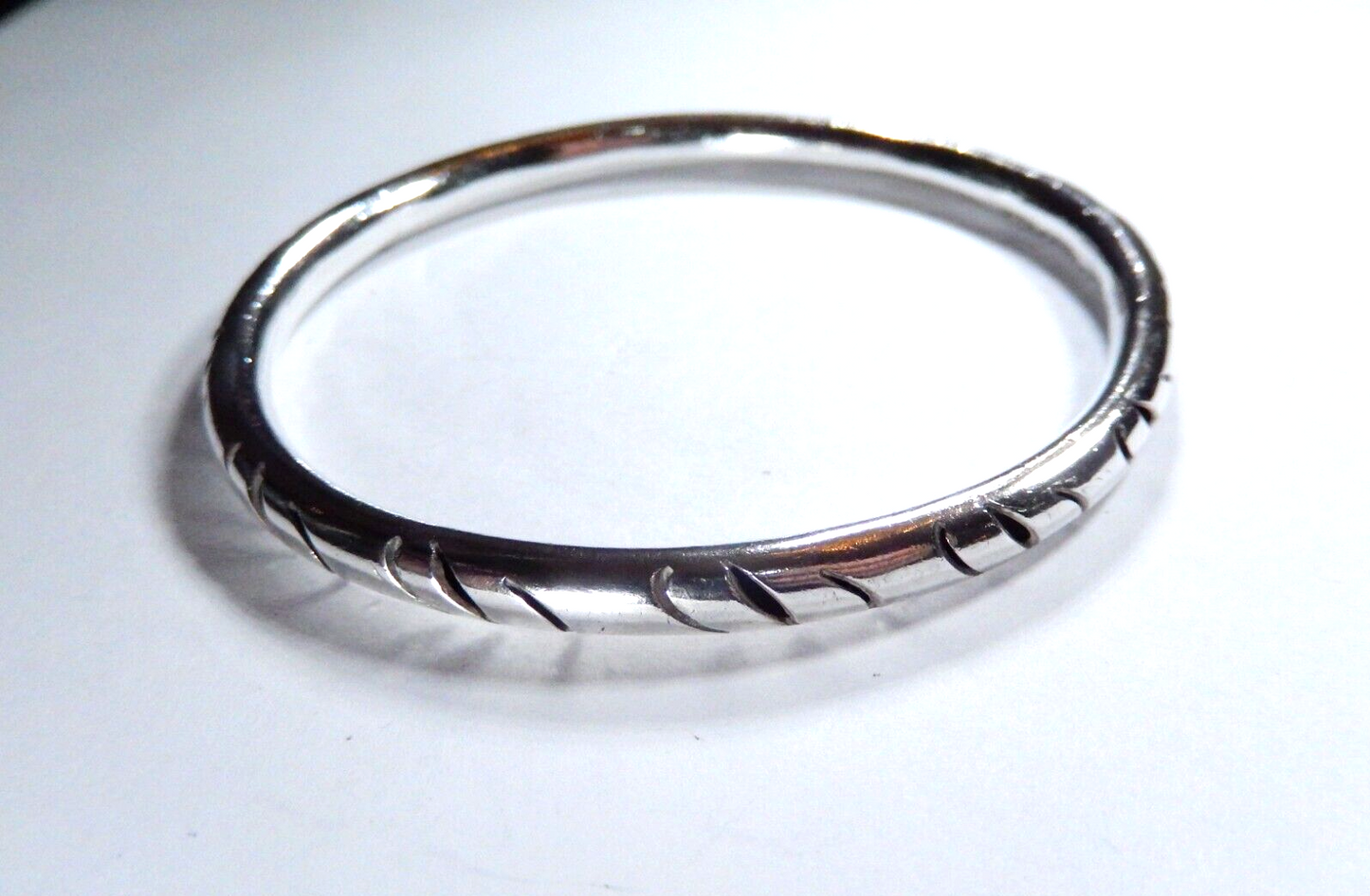 Taxco Sterling Silver 925 Bangle Bracelet Mexico 2-3/4" Inside Diam. - 17.2 gm