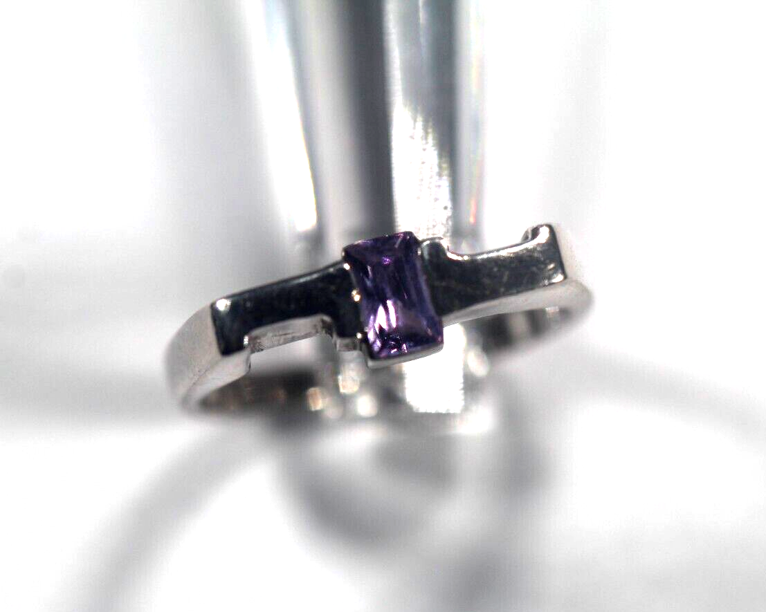 925 Sterling Silver Vintage Real Emerald-Cut Amethyst Size 6