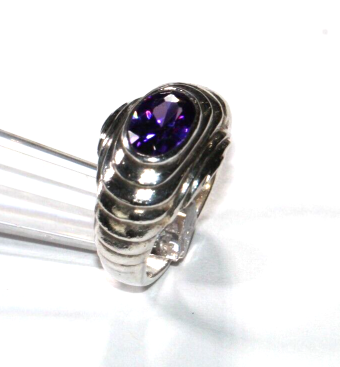 *VINTAGE*  Sterling Silver Dome Shape 1.25 CT Oval Amethyst Cocktail Ring Sz 6