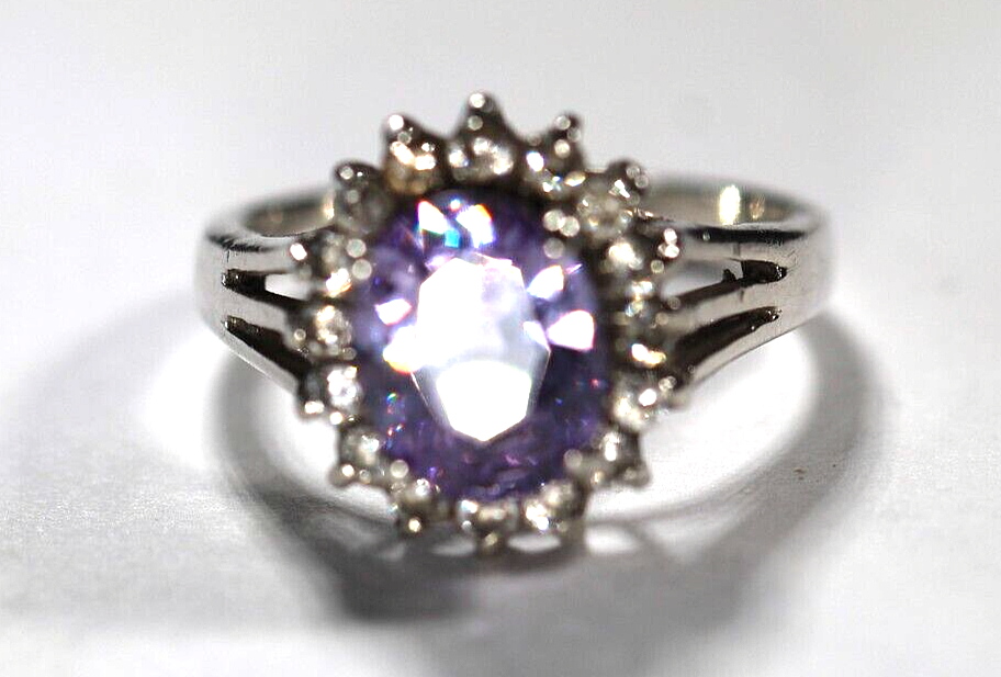 *VINTAGE* Sterling Silver  3.0 CT Amethyst and Accents Stones Halo Ring Size 7.5