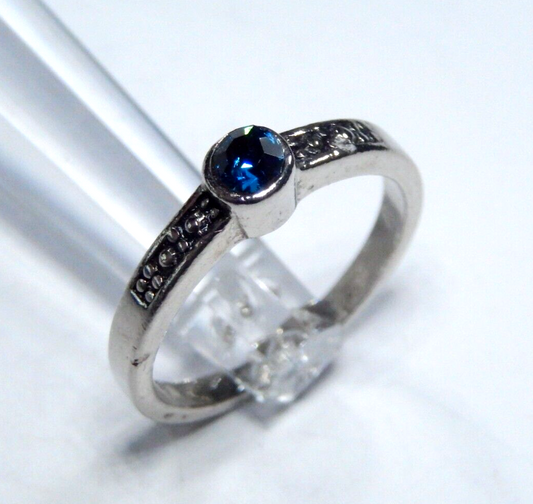 *VINTAGE* 925 Silver Created Blue Sapphire Round Solitaire Ring Size 7.75