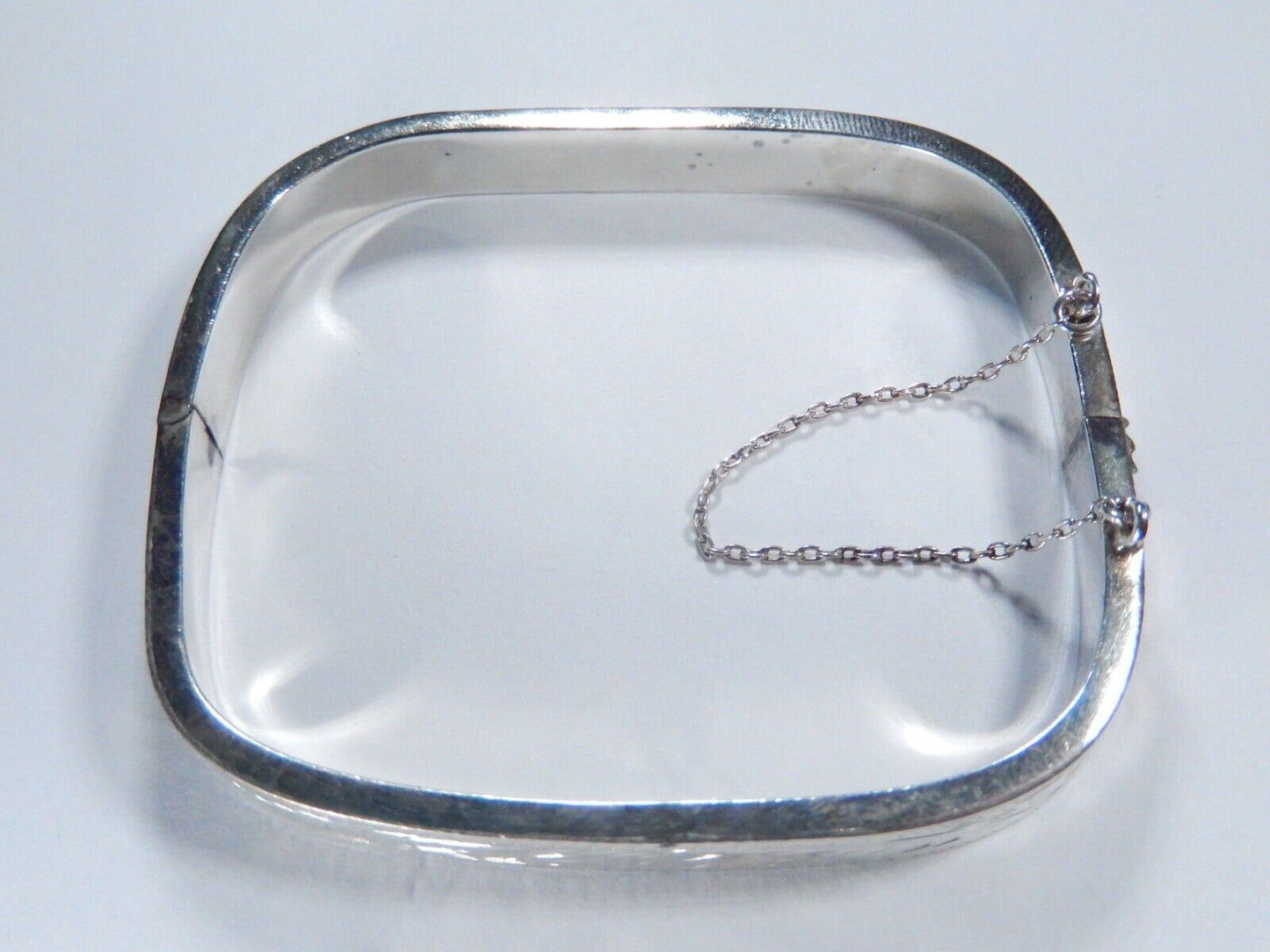 Vintage Sterling Silver Square 7mm Hinged Cuff Bangle Bracelet Etched 7 Inch