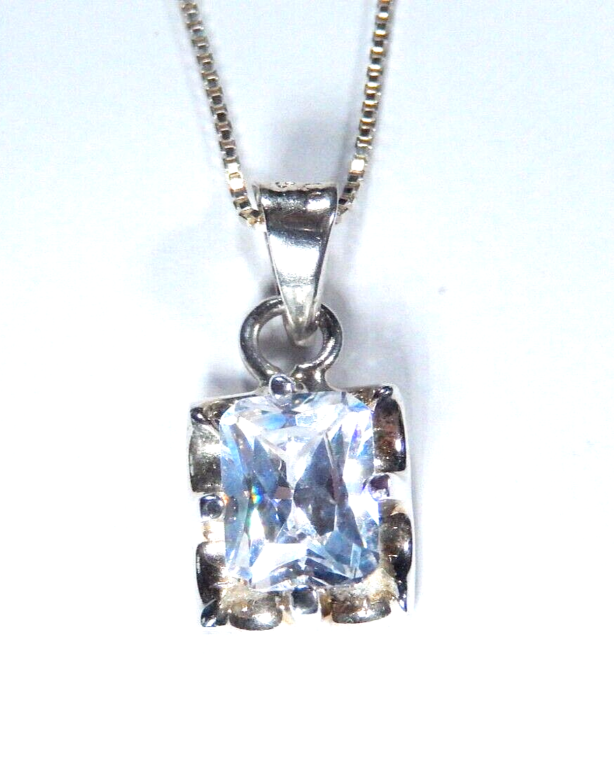 MEXICO STERLING SILVER 9MM X 7MM EMERALD CUT CZ SOLITAIRE PENDANT w/18" Chain