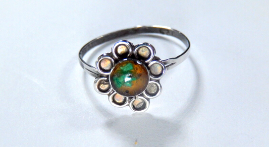 *VINTAGE*  Sterling Silver Southwestern Multi Colored Stone Ring Size 8.5