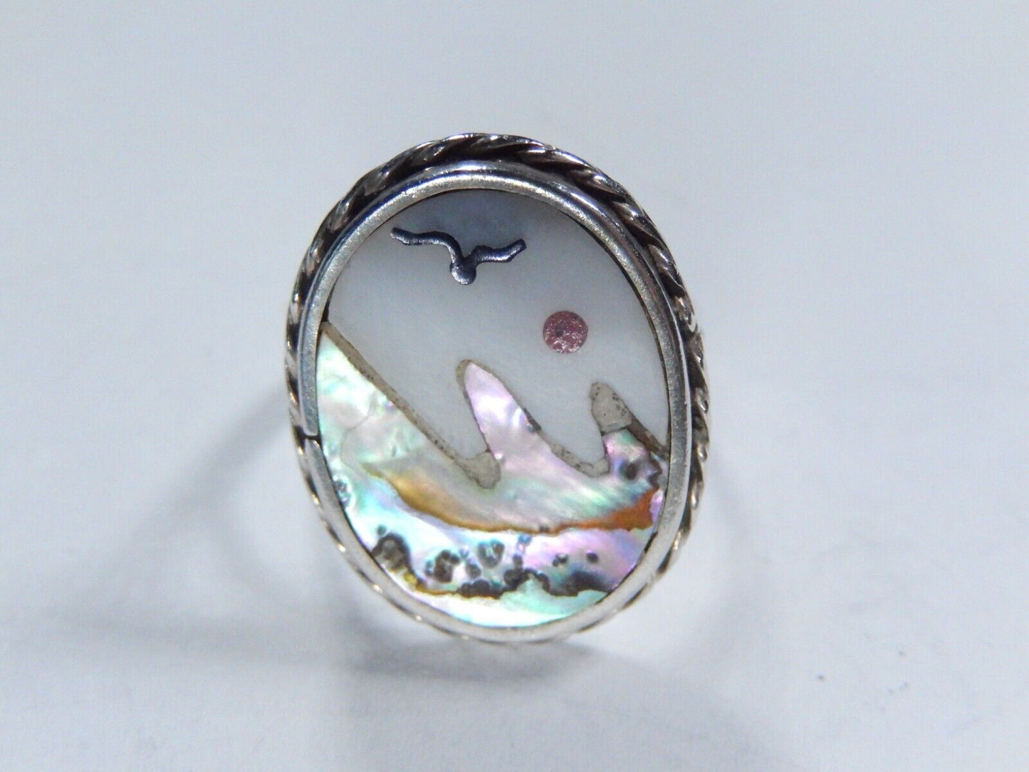 *VINTAGE*  Mexico 925 Sterling Silver Natural Abalone Outdoor Scene Ring Sz 5.5